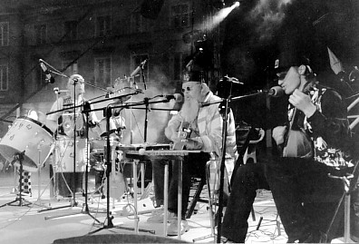 Ethno Trio Troitsa - Lublin 2001   fot.: M. Kubiszyn