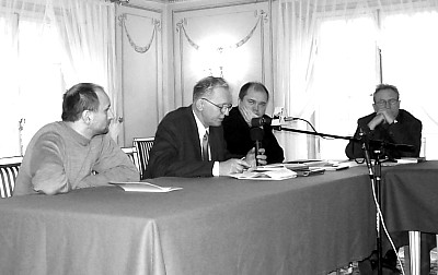 Od lewej: Jan Bernad, Tomasz ubieski, o. Leon Dyczewski, Stefan Szmitd,Andrzej Biekowski  fot.: Pawe Za   